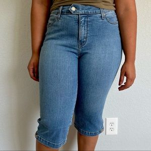 LEVI’S 548 Jeans - Capris